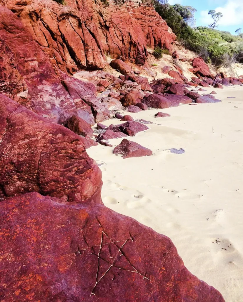 Red Rocks Beach